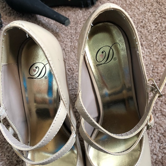 Heels - Picture 5 of 5